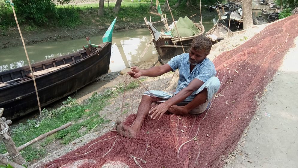 শেষ হল পদ্মা-মেঘনায় ইলিশ ধরার নিষেধাজ্ঞা